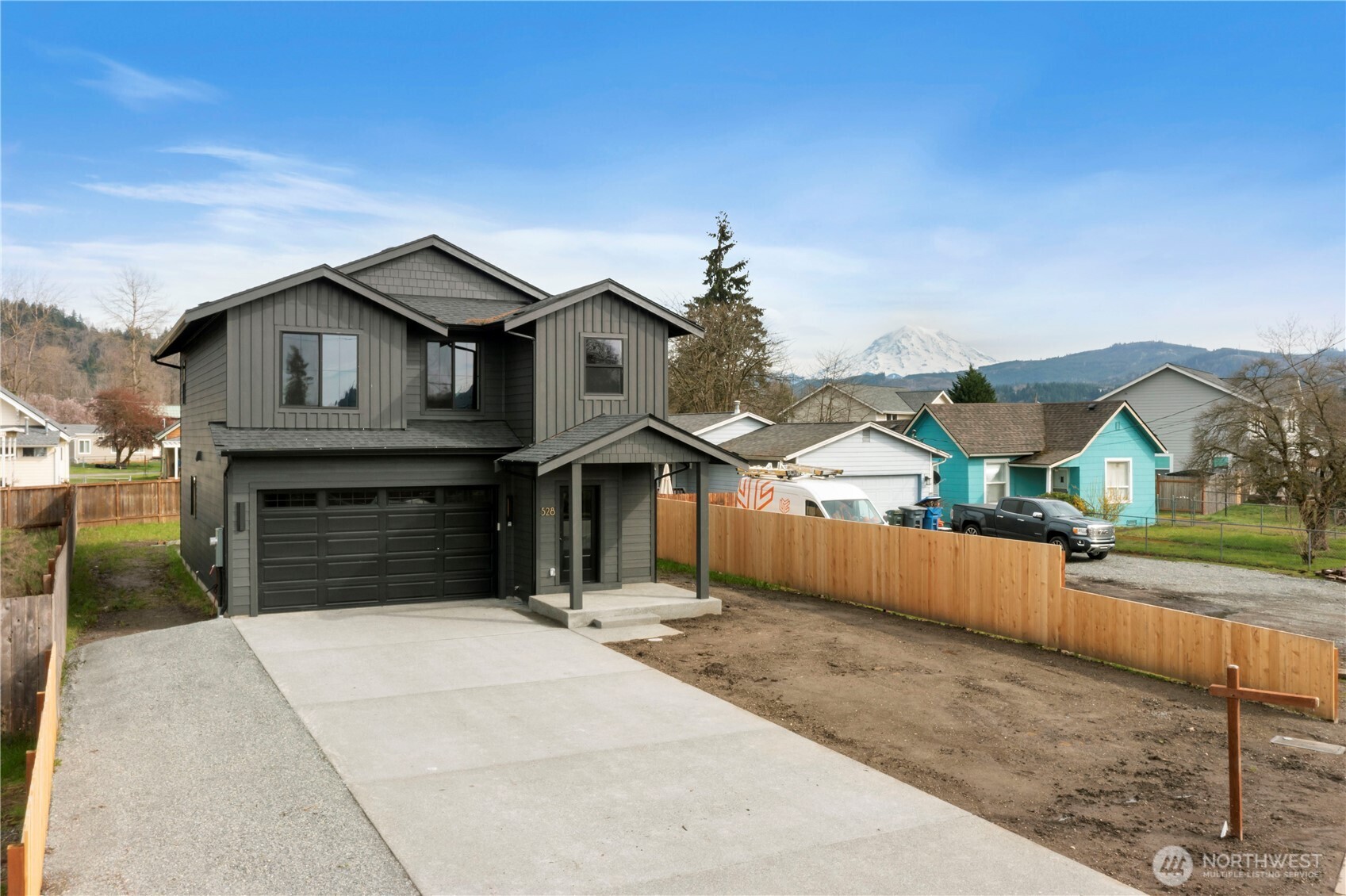 528 Harman Way S Orting WA 98360