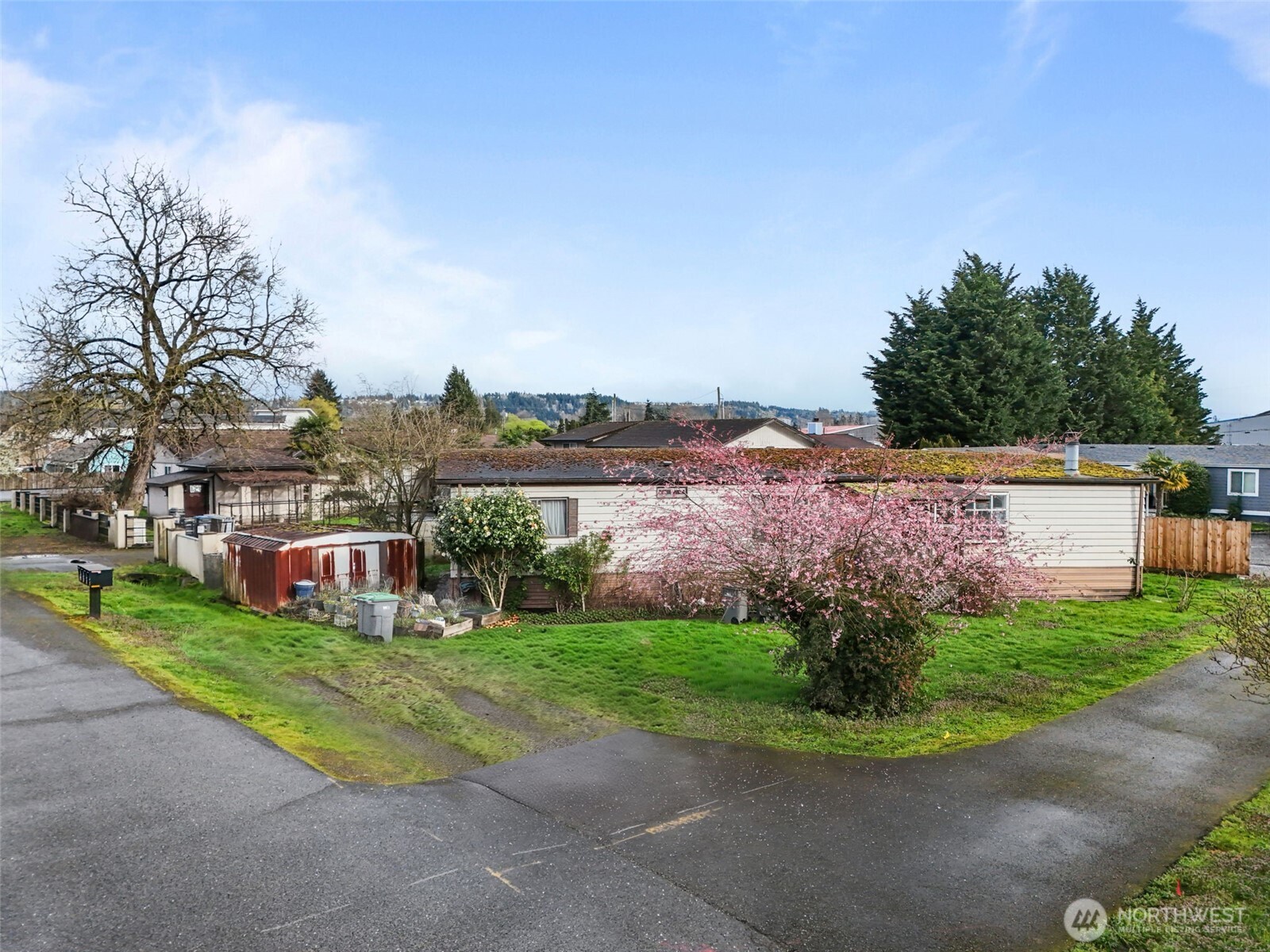 24 4th Avenue S Algona WA 98001