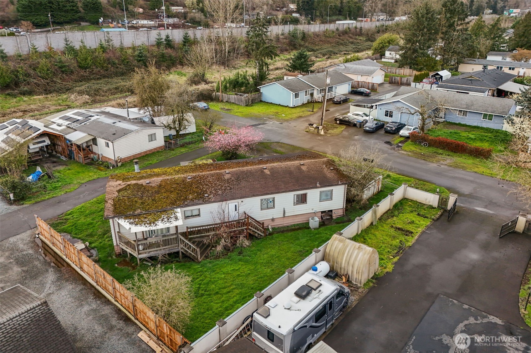 24 4th Avenue S Algona WA 98001