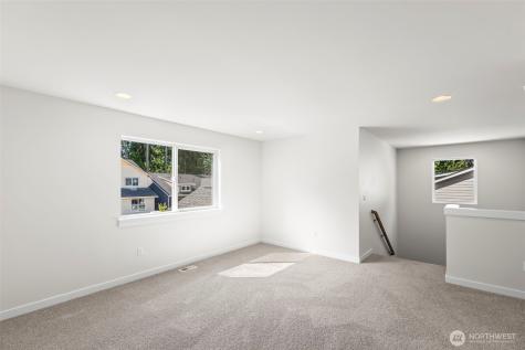 15306 106th Avenue E Puyallup WA 98374