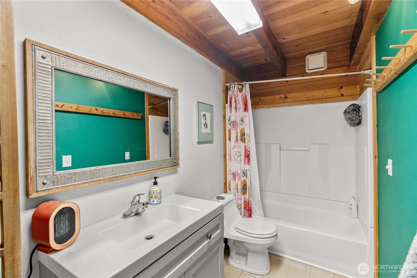 309 S Razor Clam Drive SW Ocean Shores WA 98569