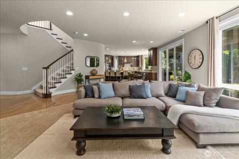21355 NE 2nd Court Sammamish WA 98074