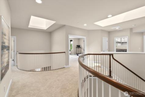 21355 NE 2nd Court Sammamish WA 98074