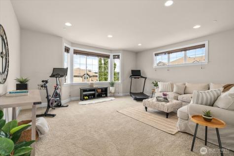 21355 NE 2nd Court Sammamish WA 98074