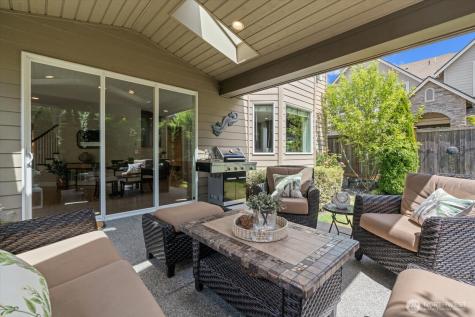 21355 NE 2nd Court Sammamish WA 98074