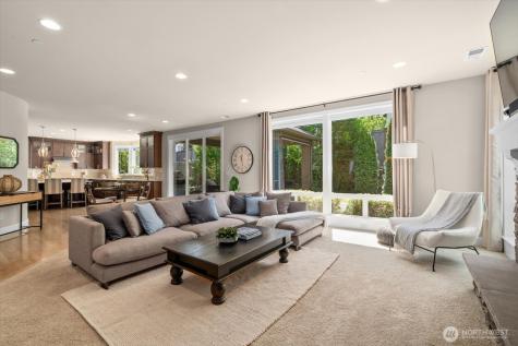 21355 NE 2nd Court Sammamish WA 98074