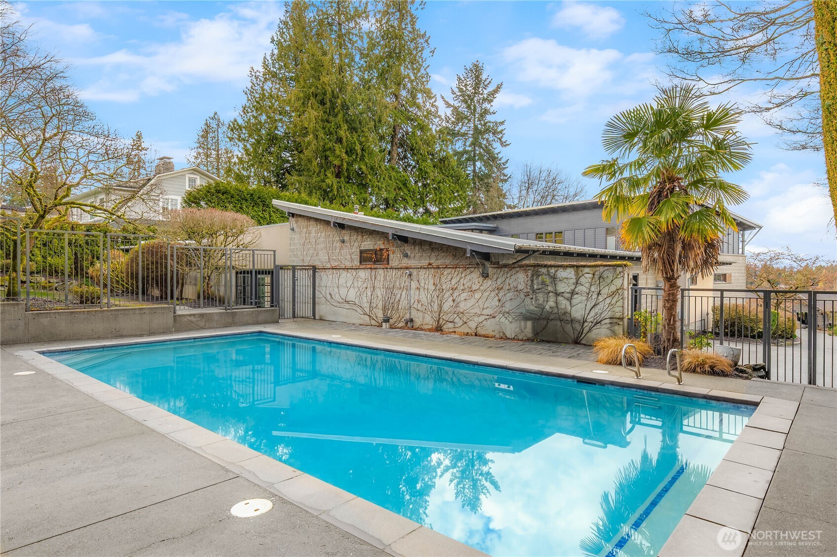 4218 92nd Avenue NE Yarrow Point WA 98004