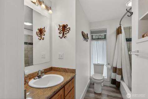 3187 Shoreline Drive Camano Island WA 98282