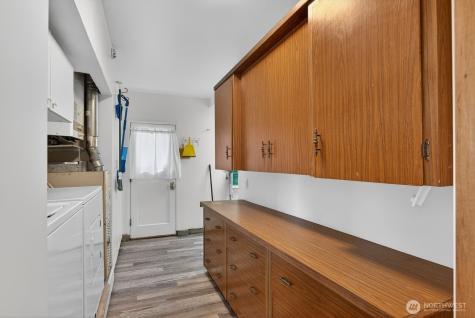 3187 Shoreline Drive Camano Island WA 98282