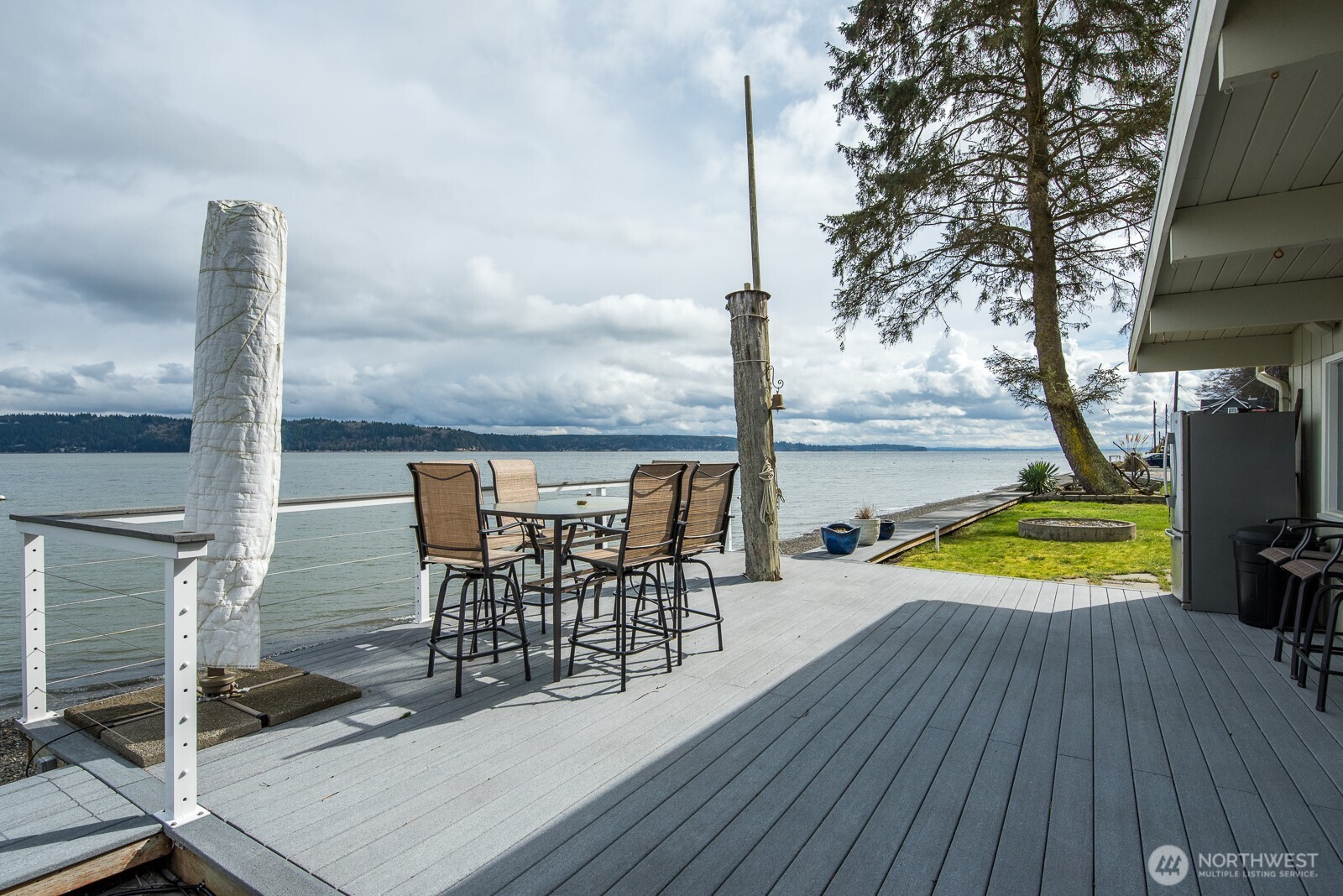 3187 Shoreline Drive Camano Island WA 98282
