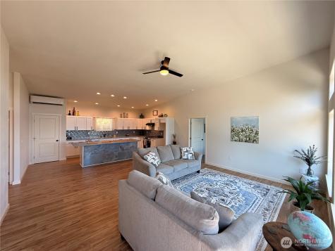 67 Birch Court Brinnon WA 98320