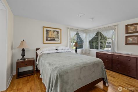 347 SE Glencoe Street Oak Harbor WA 98277