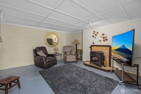 347 SE Glencoe Street Oak Harbor WA 98277