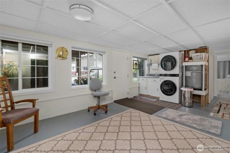 347 SE Glencoe Street Oak Harbor WA 98277