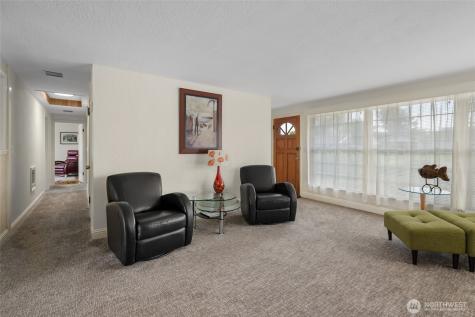 347 SE Glencoe Street Oak Harbor WA 98277