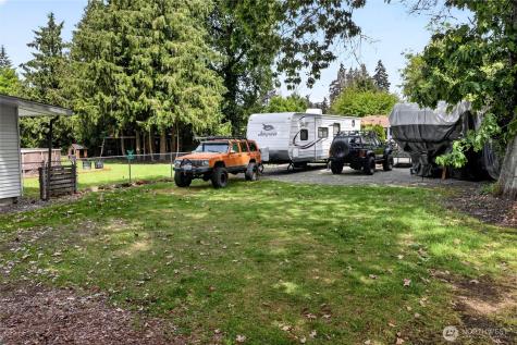 411 Tule Lake Rd S Tacoma WA 98444