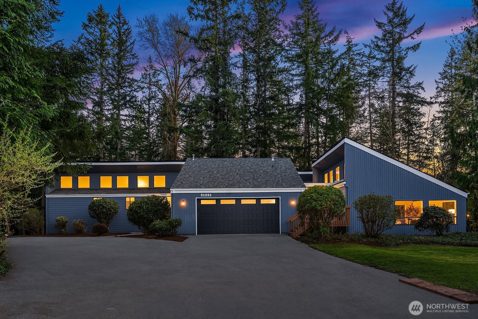 21221 SE 13th Place Sammamish WA 98075