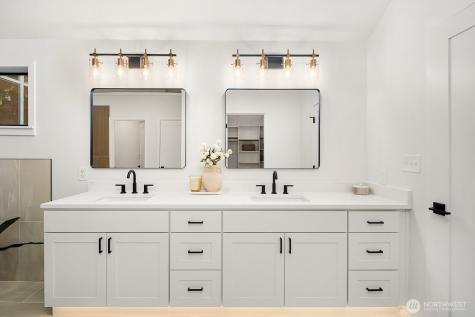 21221 SE 13th Place Sammamish WA 98075