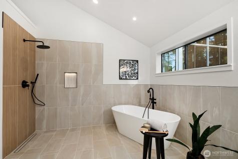 21221 SE 13th Place Sammamish WA 98075