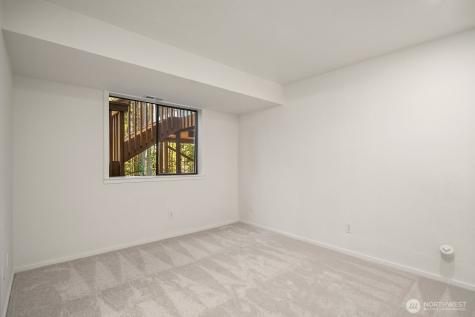 21221 SE 13th Place Sammamish WA 98075