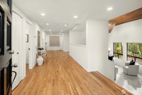 21221 SE 13th Place Sammamish WA 98075