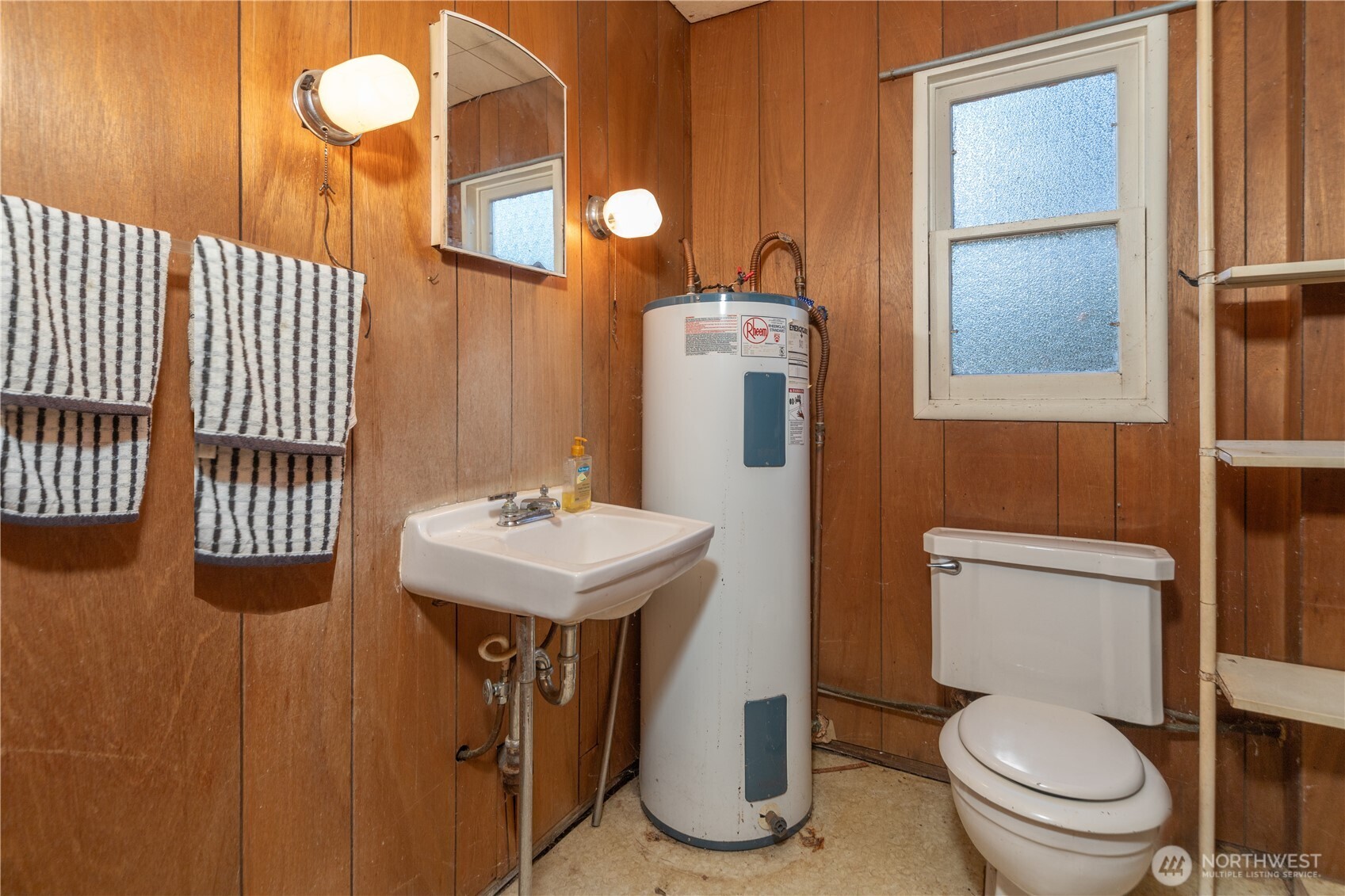 781 Irondale Road Port Hadlock WA 98339
