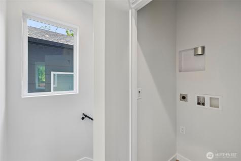 7324 7th Place SW Seattle WA 98106