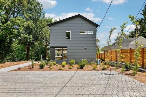 7324 7th Place SW Seattle WA 98106