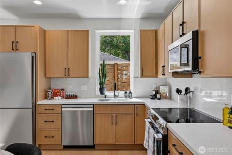 7324 7th Place SW Seattle WA 98106