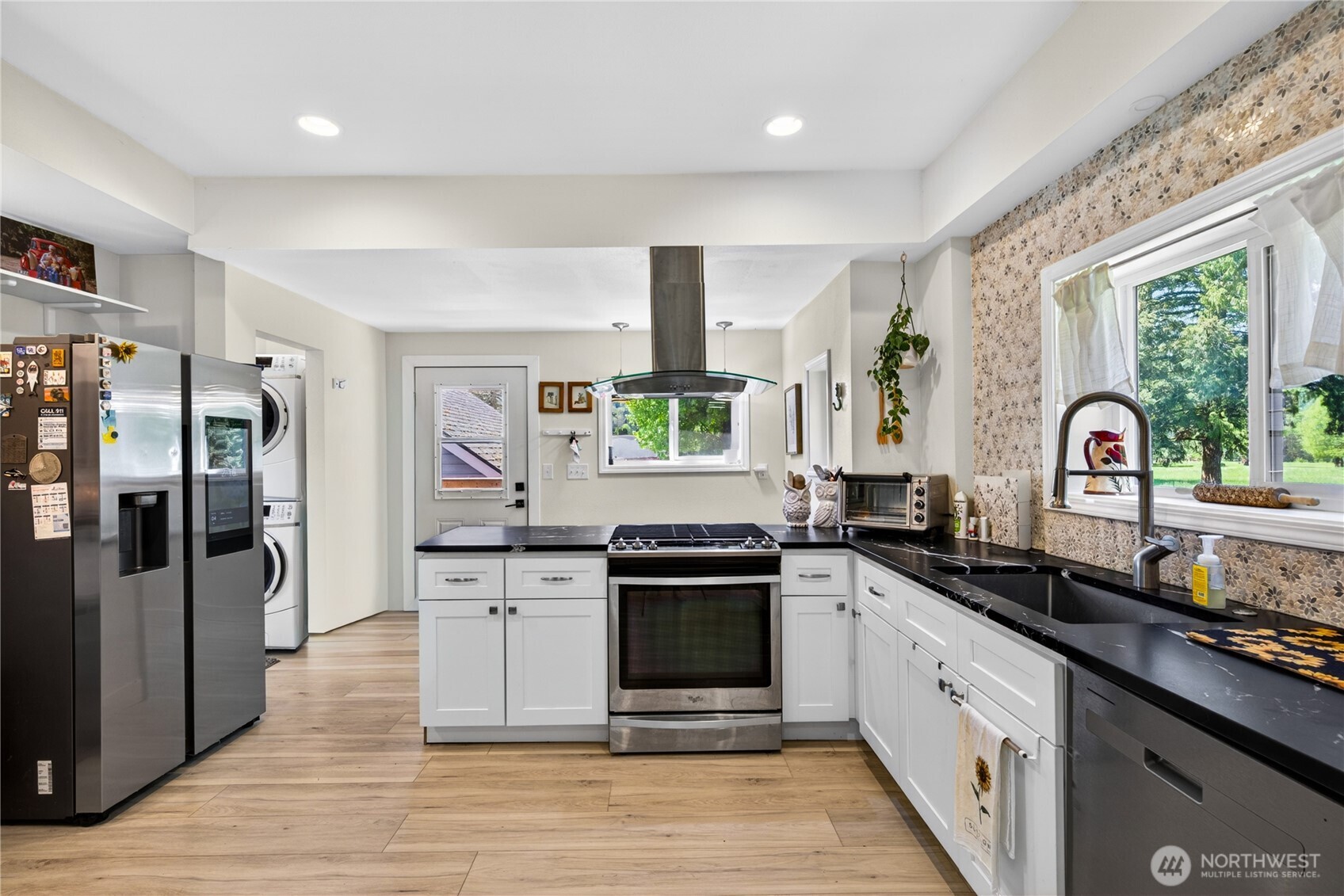 2115 Valley Highway Deming WA 98244