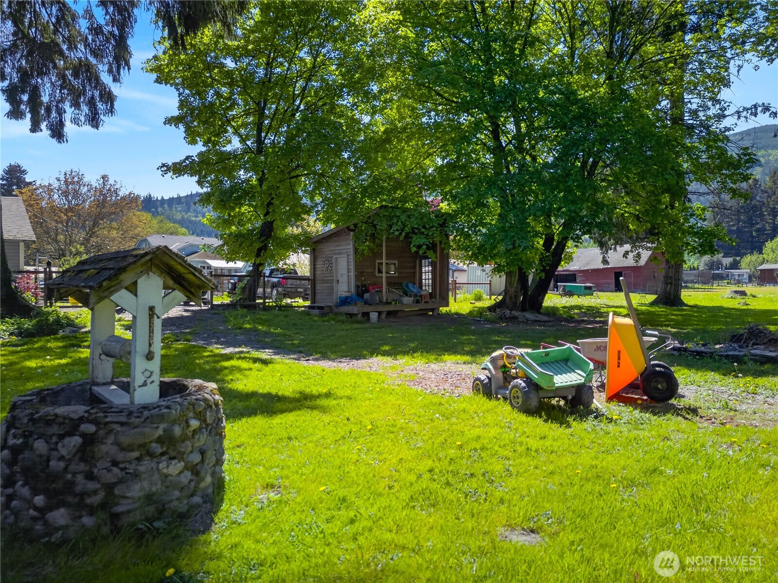 2115 Valley Highway Deming WA 98244