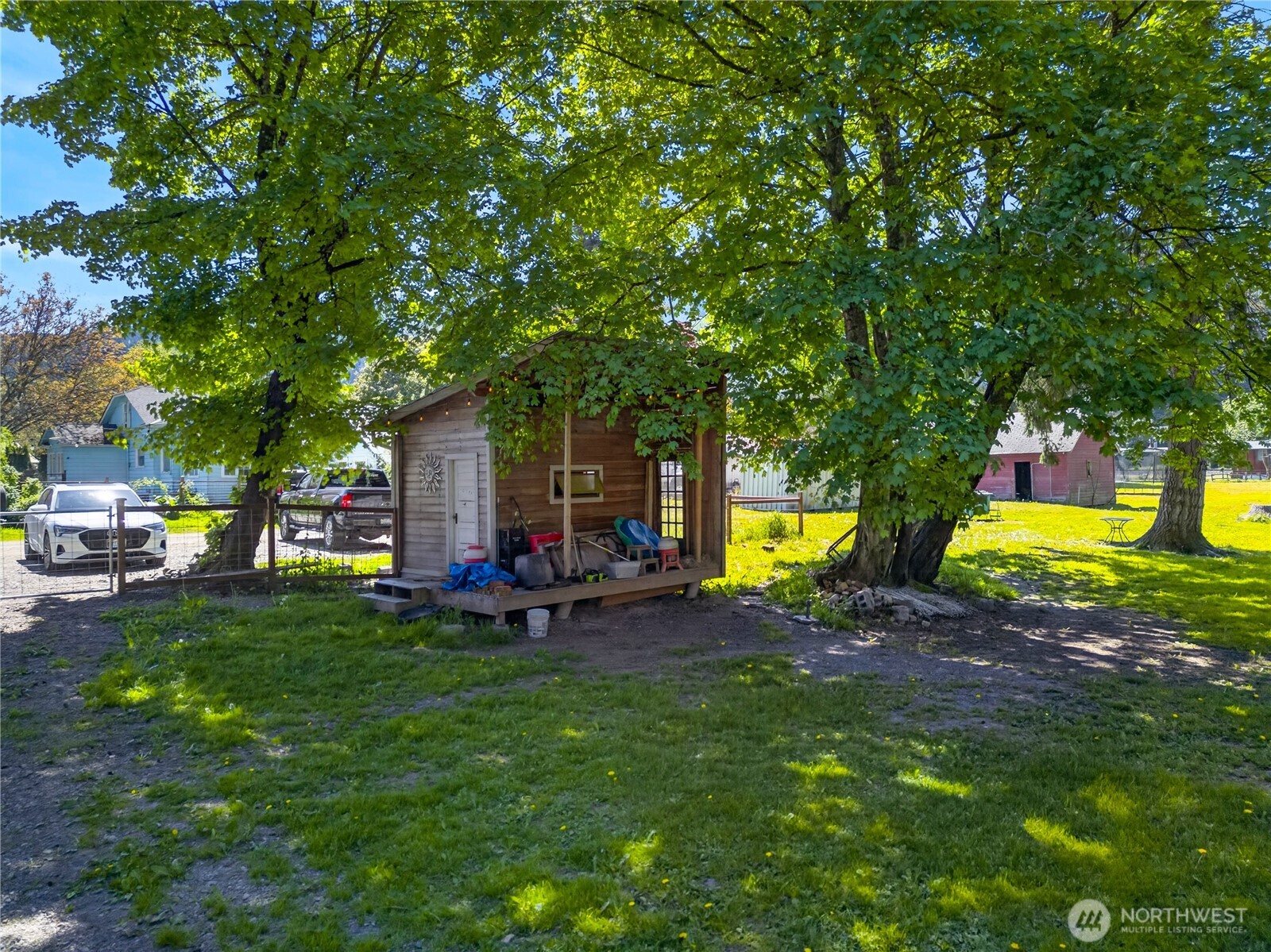 2115 Valley Highway Deming WA 98244