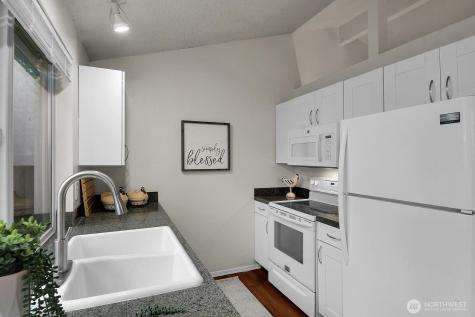 8901 Emerson Place Everett WA 98208
