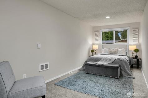 8901 Emerson Place Everett WA 98208