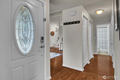 8901 Emerson Place Everett WA 98208