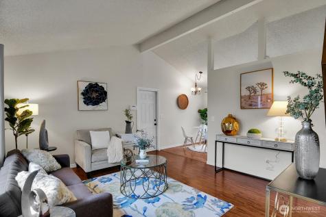 8901 Emerson Place Everett WA 98208