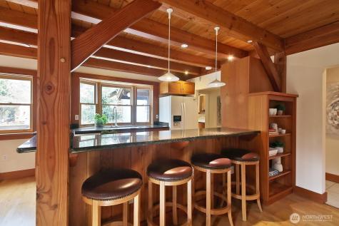 2970 Smugglers Cove Road Greenbank WA 98253