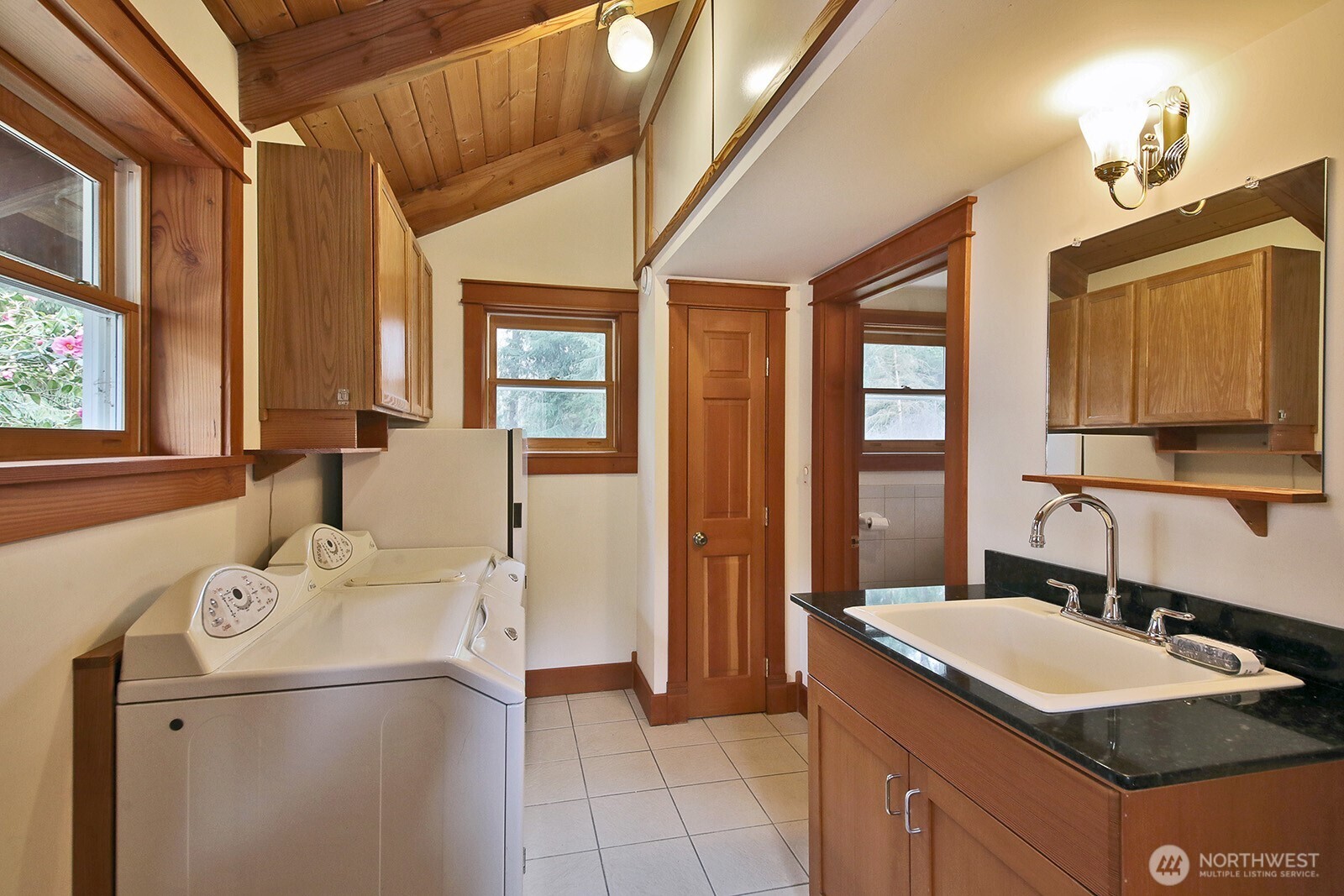 2970 Smugglers Cove Road Greenbank WA 98253