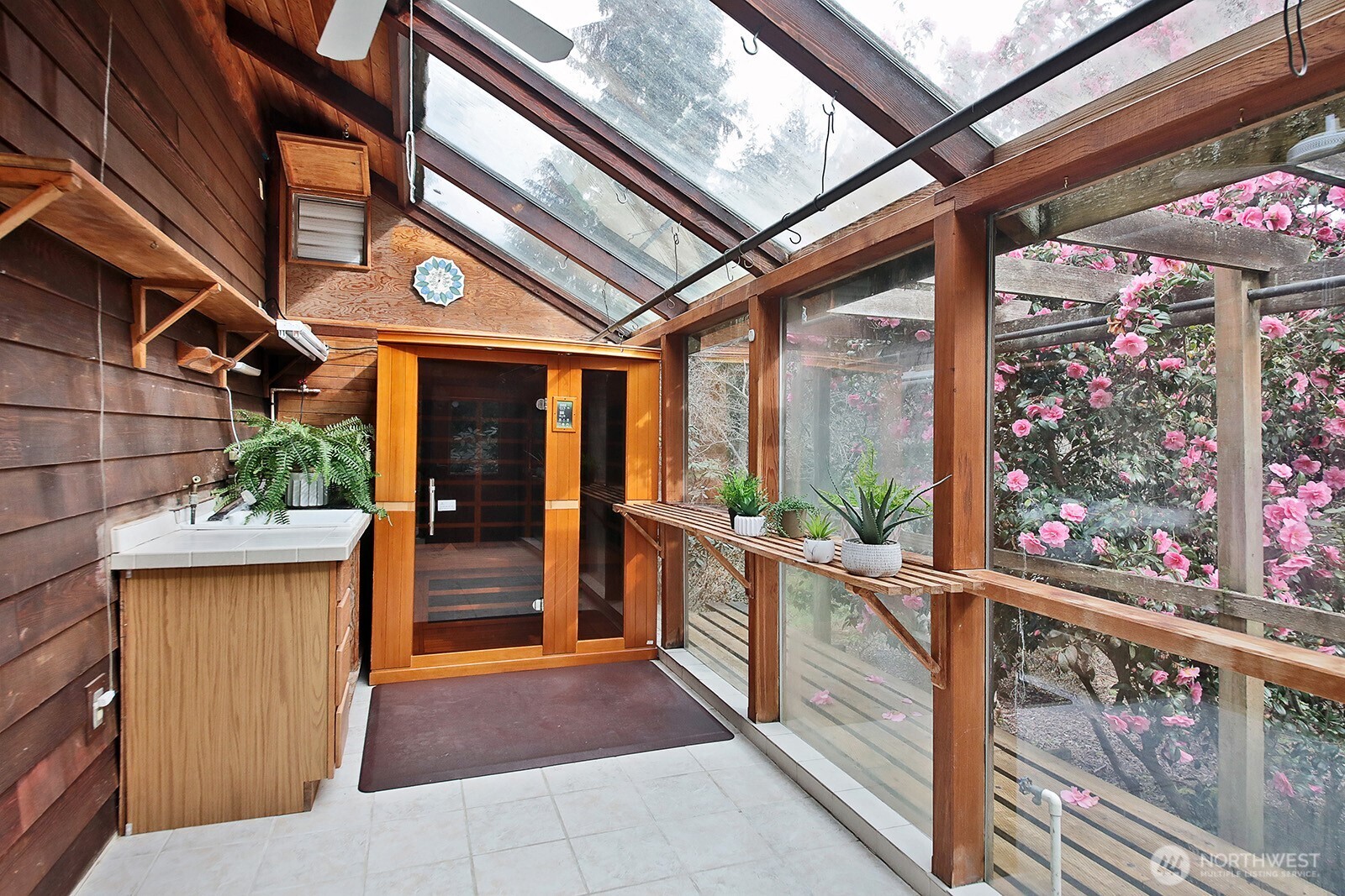 2970 Smugglers Cove Road Greenbank WA 98253