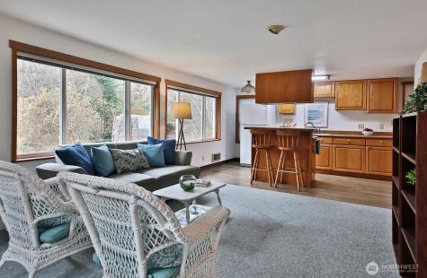 2970 Smugglers Cove Road Greenbank WA 98253