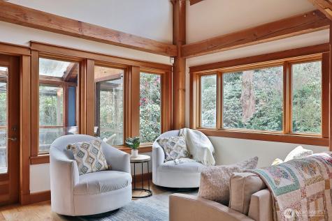 2970 Smugglers Cove Road Greenbank WA 98253