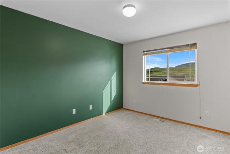 2589 Aviation Drive East Wenatchee WA 98802