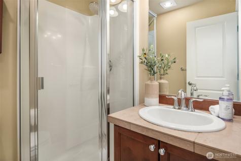 364 NE Darby Lane Issaquah WA 98029
