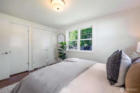 1557 NE 171st Street Shoreline WA 98155