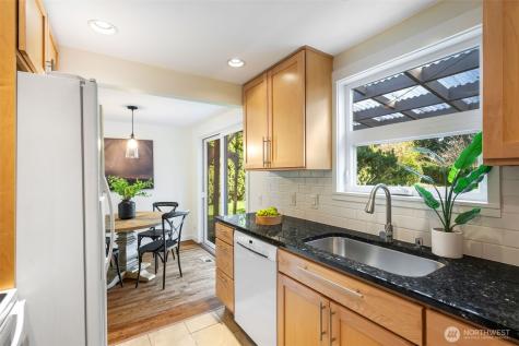 1557 NE 171st Street Shoreline WA 98155