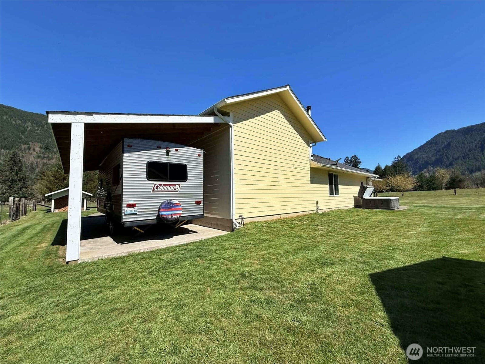 240 Dodge Morton WA 98356