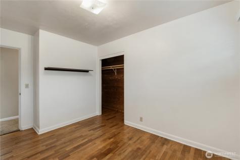 1123 Forest Glen Road Oak Harbor WA 98277