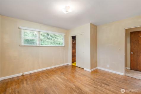 1123 Forest Glen Road Oak Harbor WA 98277