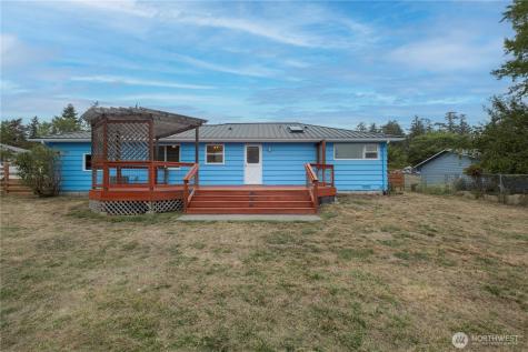 1123 Forest Glen Road Oak Harbor WA 98277