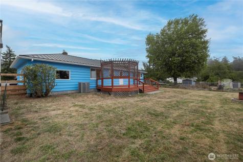 1123 Forest Glen Road Oak Harbor WA 98277